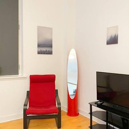 Cozy Nights - Ibrox Street Apartment Glasgow Luaran gambar