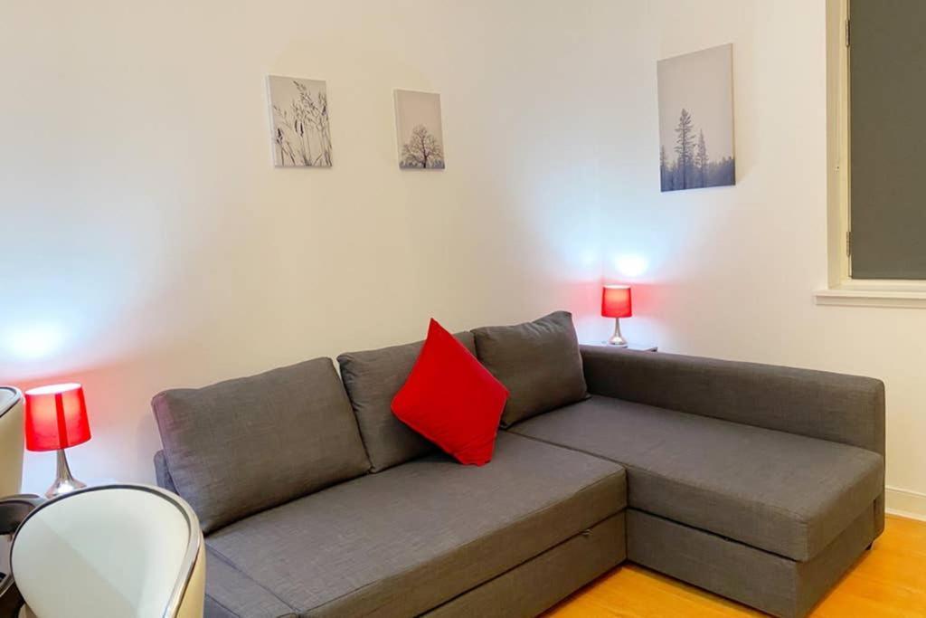 Cozy Nights - Ibrox Street Apartment Glasgow Luaran gambar