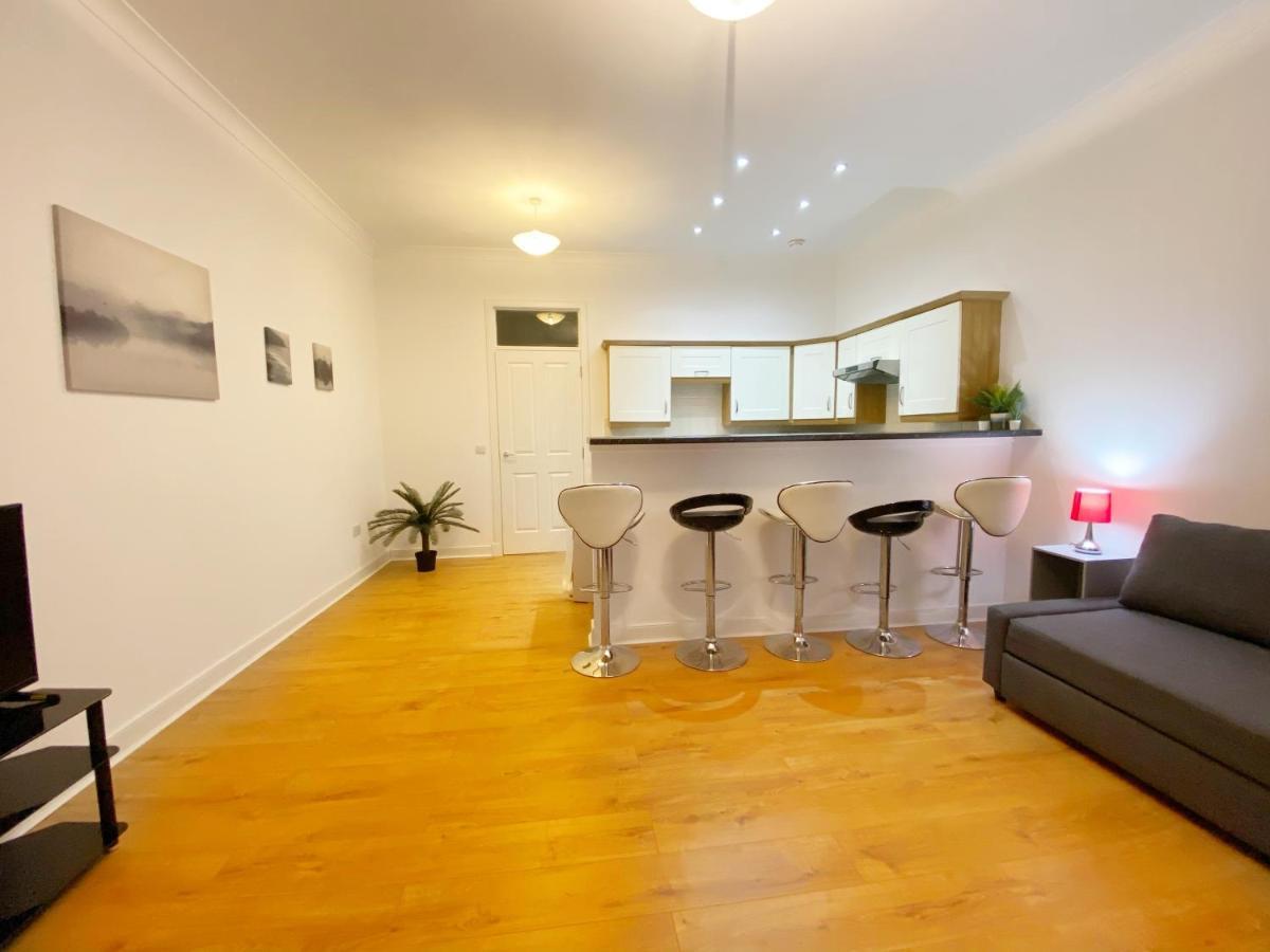 Cozy Nights - Ibrox Street Apartment Glasgow Luaran gambar